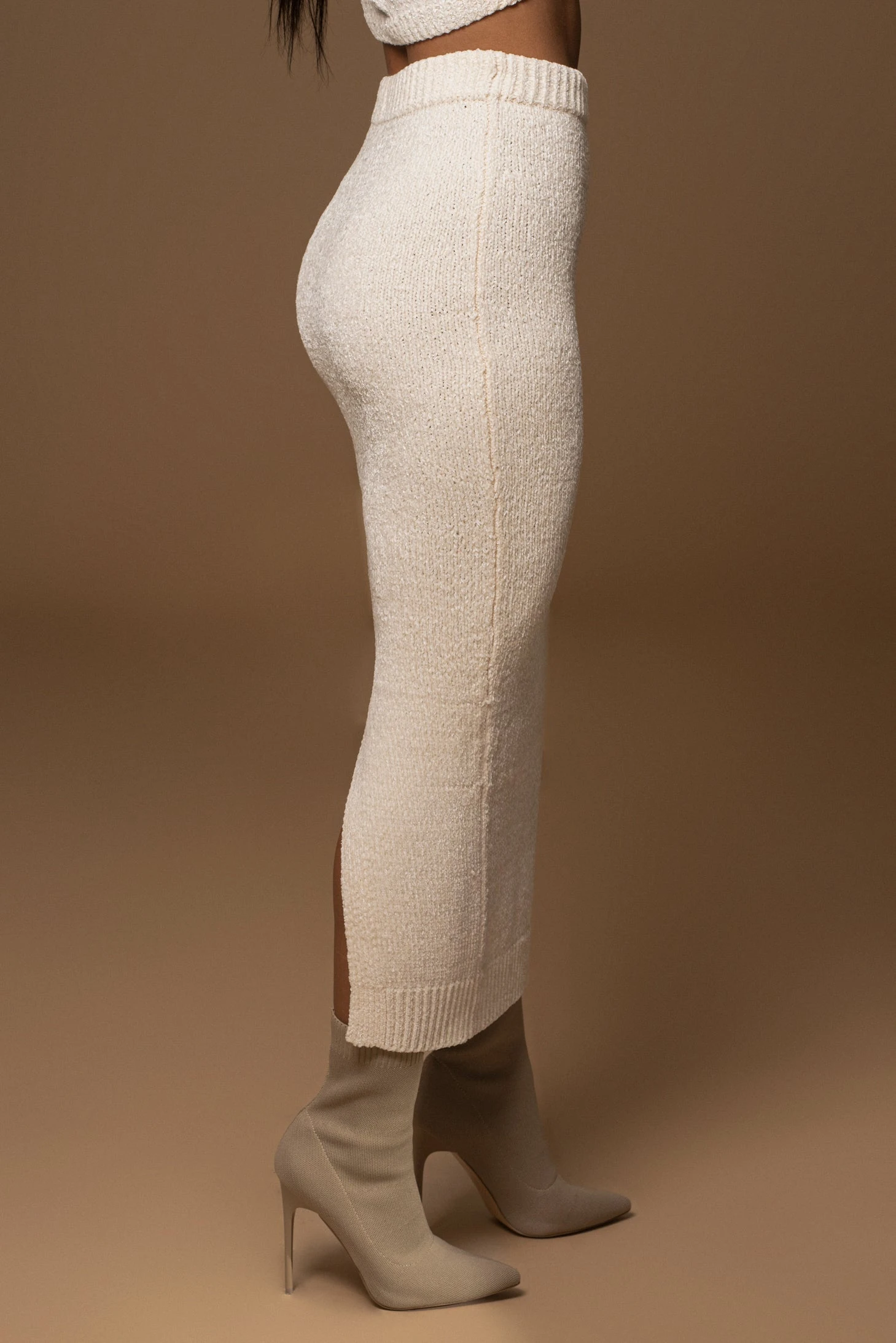 Ivory Rosabel Chenille Maxi Skirt - Image 8
