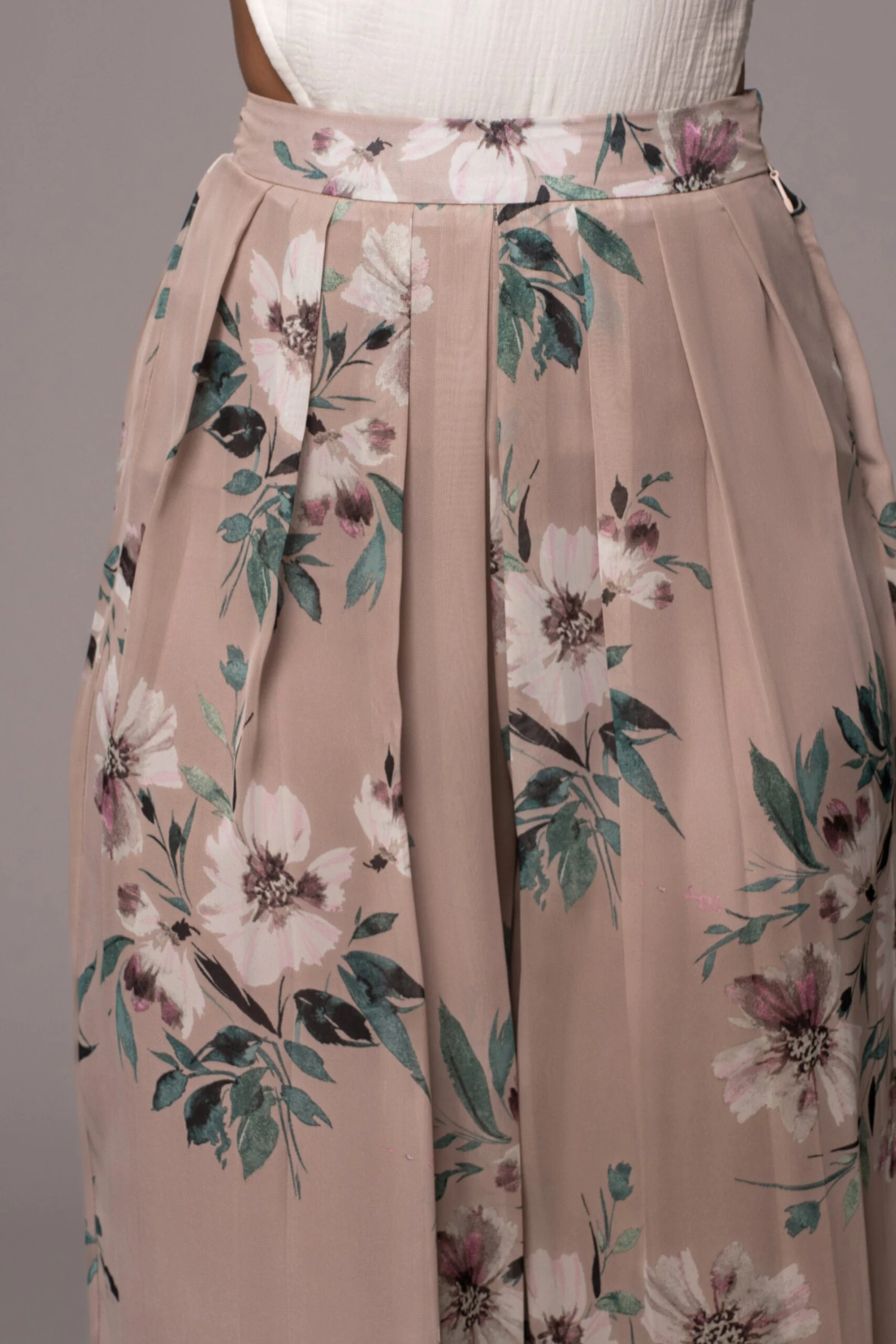 Purple Floral Josette Wide-Leg Pleated Pants - Image 5